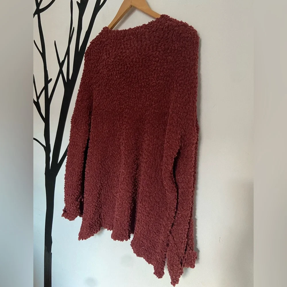 RARE Haptics by Holly Harper chunky knit boxy sweater in rust/brick orange/red